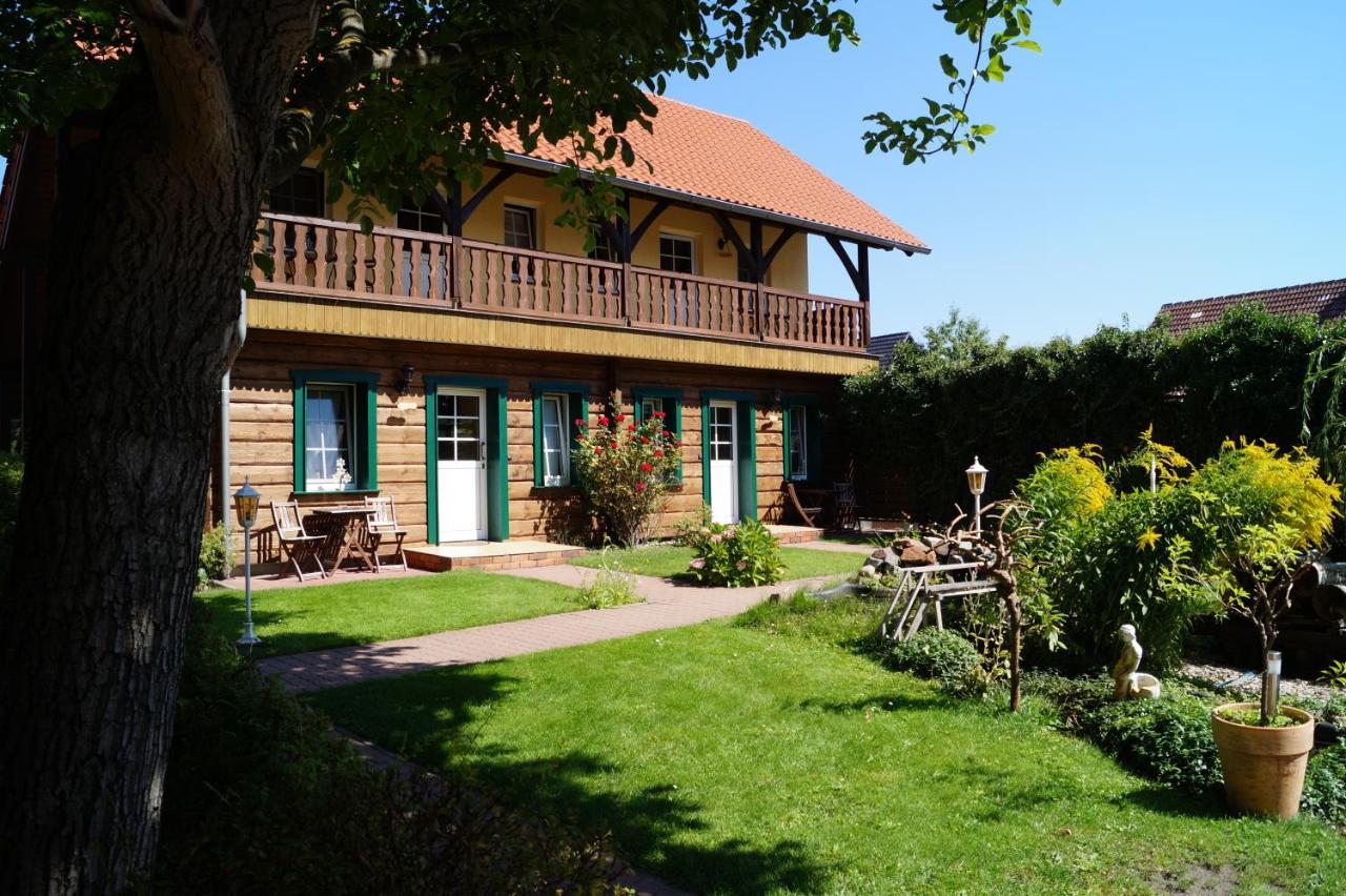 Pension Zum Holzpantoffelmacher Burg  Exterior photo