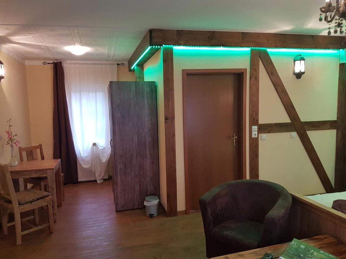 Pension Zum Holzpantoffelmacher Burg  Exterior photo